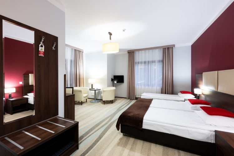 Hotel „Górski Raj” w Porębie Wielkiej