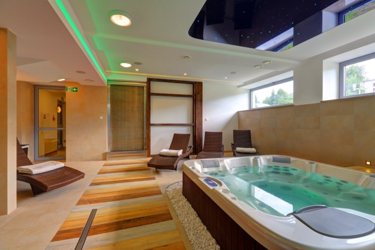 Hotel „SKAL” w Ustroniu Morskim