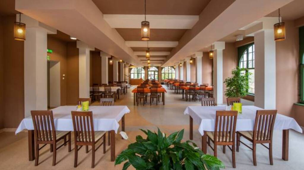 Willa Dąbrówka w Długopolu-Zdroju