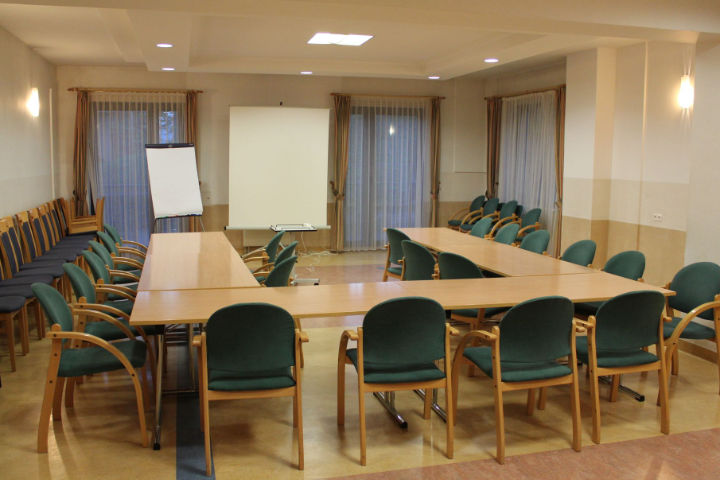 Ośrodek Wypoczynkowo – Szkoleniowy „FARYS” w Krynicy-Zdroju