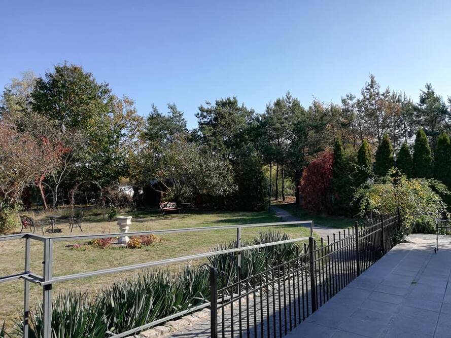 Dom Seniora „Srebrna Magnolia” w Osiedlu Poznańskim i jego najbliższe otoczenie są przyjazne osobom niepełnosprawnym