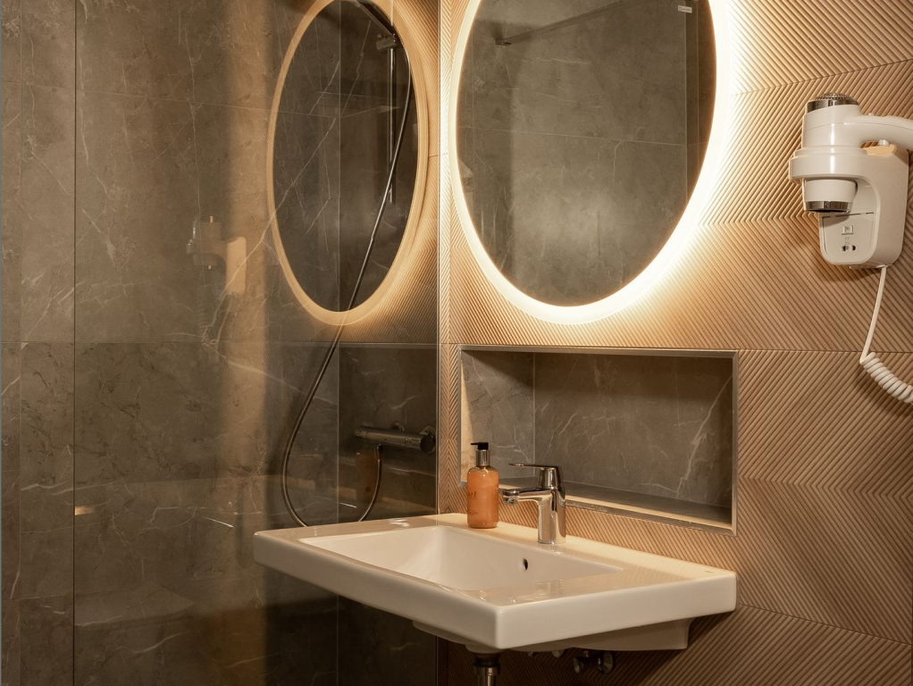 Dwór w Tomaszowicach