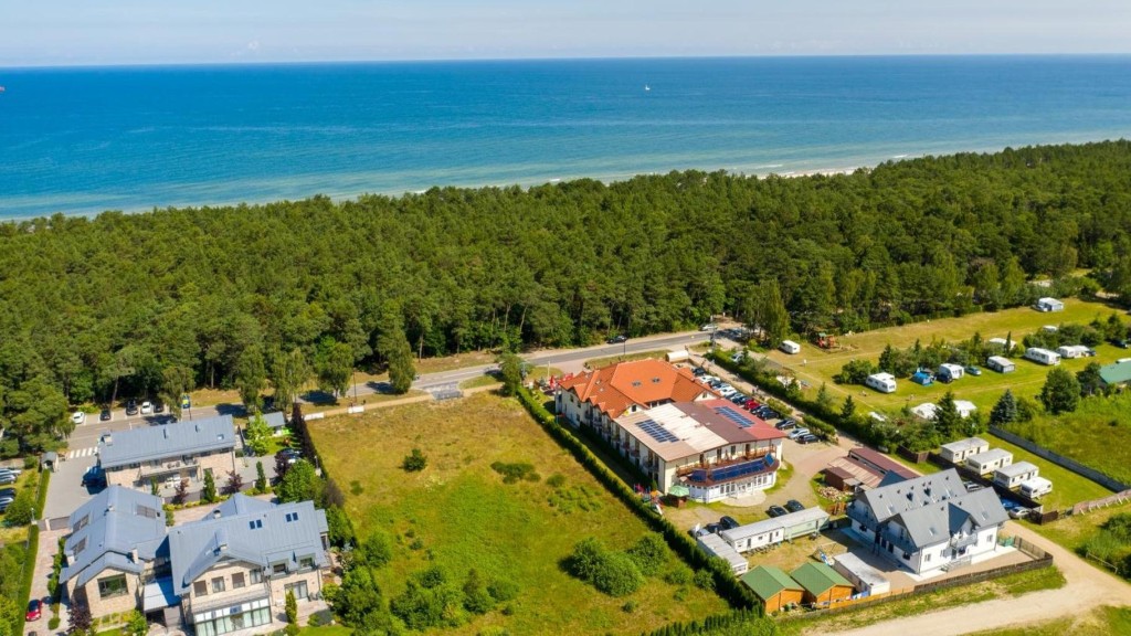 Dworek Bursztynowy w Karwi