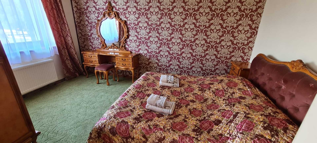 Dworek Bursztynowy w Karwi