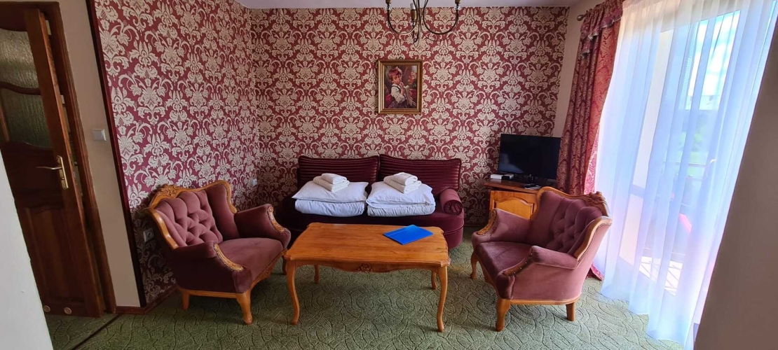 Dworek Bursztynowy w Karwi