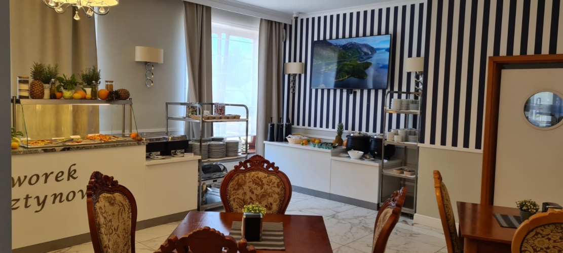 Dworek Bursztynowy w Karwi