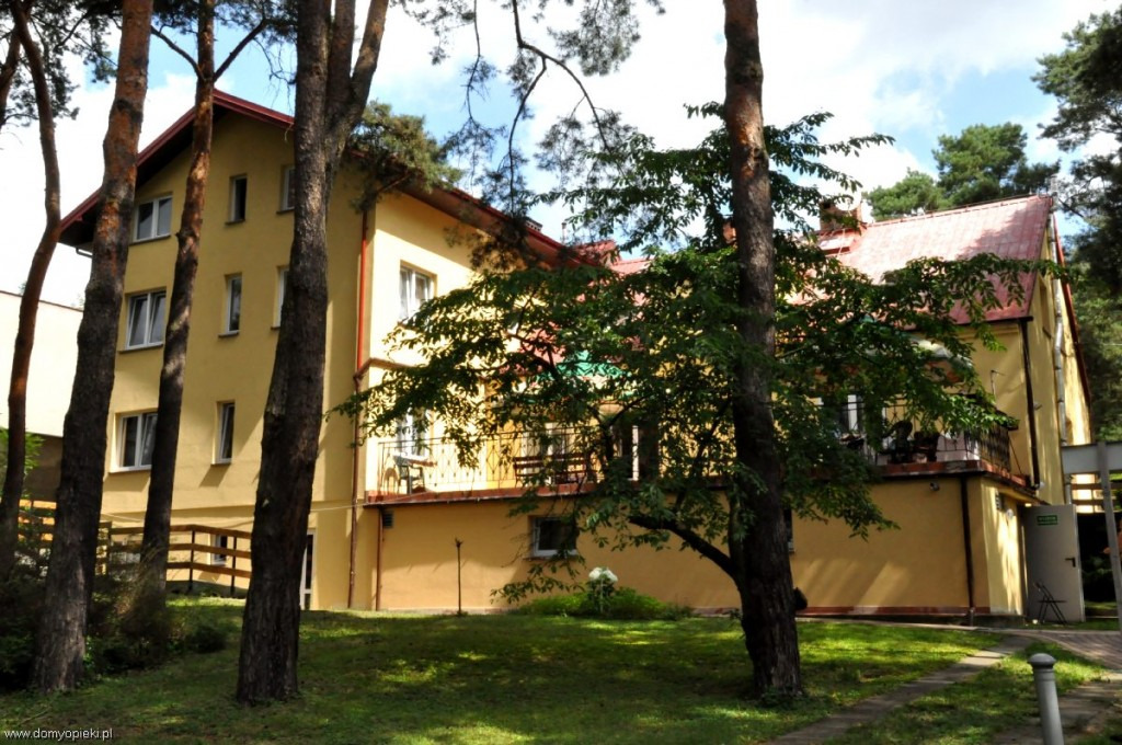 Dom Opieki GERMED w Łomiankach