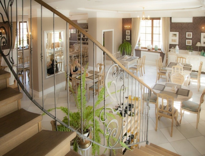 Centrum Konferencyjno-Wypoczynkowe „Pałac i Folwark Łochów”