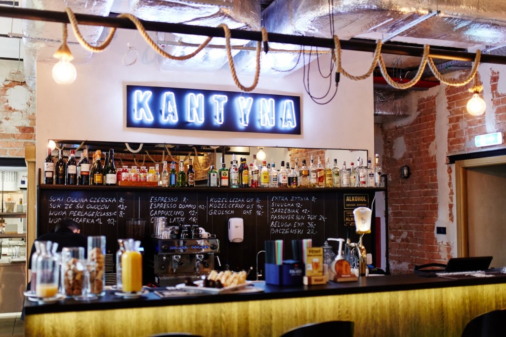 Koszary Arche Hotel w Górze Kalwarii