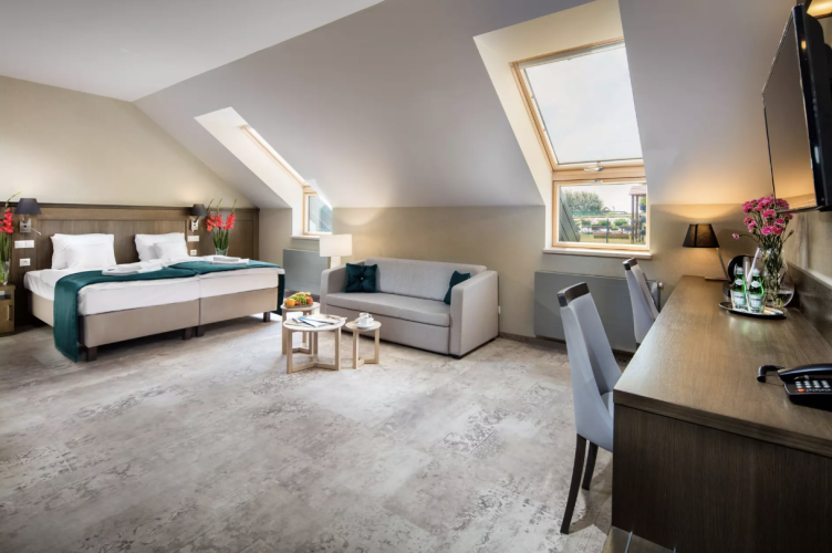 Hotel „Szary Residence” w Michałowicach