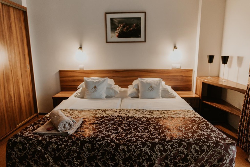 Hotel Dębowe Wzgórze w Pokrzywnej