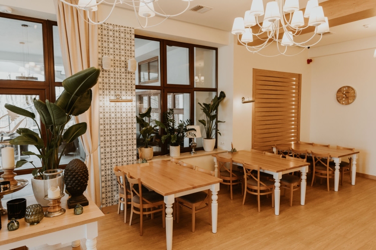 Hotel Dębowe Wzgórze w Pokrzywnej