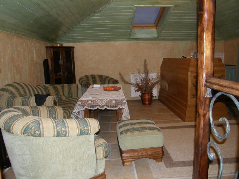 W Poznańskim Domu Seniora w Skórzewie znajdują się pomieszczenia wspólne, w których seniorzy spędzają czas we własnym gronie