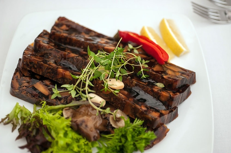 Dwór Anna w Jakubowicach Konińskich