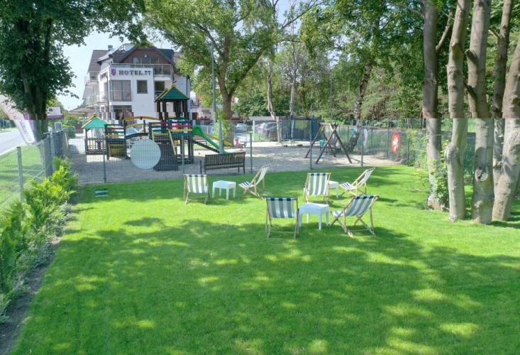 Hotel 77 w Chałupach