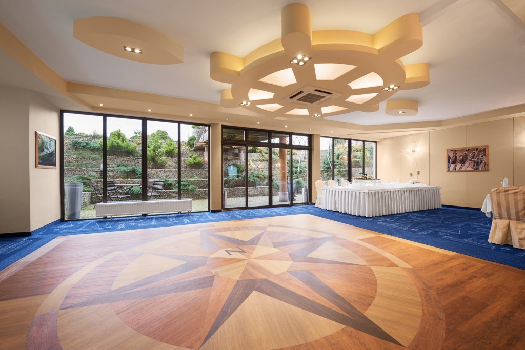 Hotel Restauracja FALEZA w Jastrzębiej Górze