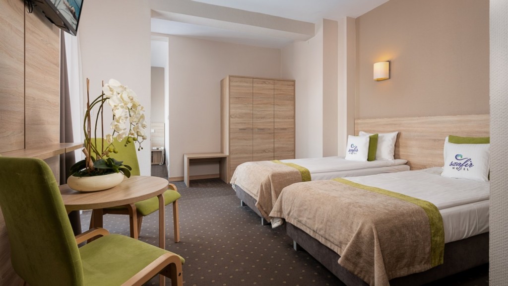 Hotel Szafir w Jastrzębiej Górze