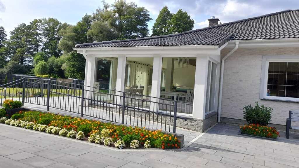 Dom Seniora Nad Strumykiem w Kotuniu jest w pełni przystosowany do potrzeb osób o ograniczonej sprawności ruchowej