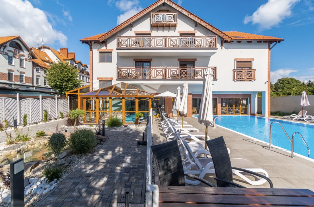 Hotel Kahlberg w Krynicy Morskiej