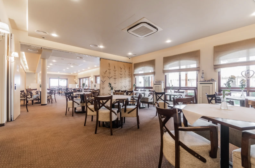 Hotel Kahlberg w Krynicy Morskiej