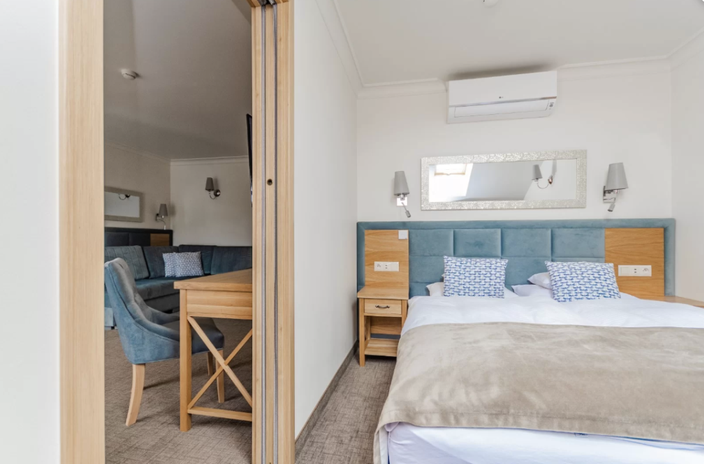 Hotel Kahlberg w Krynicy Morskiej