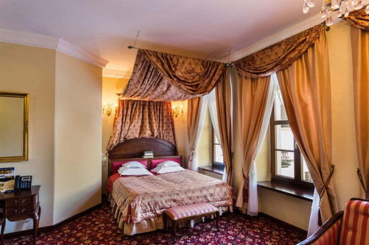 Dwór Kombornia Hotel & SPA w Komborni