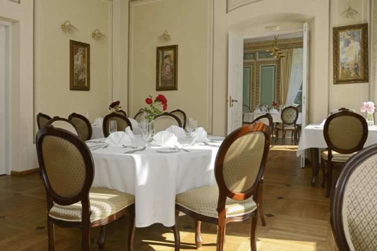 Dwór Kombornia Hotel & SPA w Komborni