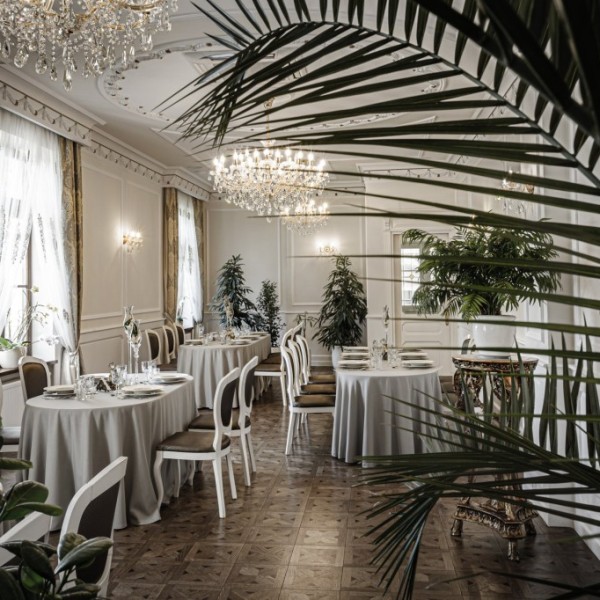 Dwór Prezydencki Boutique Hotel & SPA w Zgłobicach