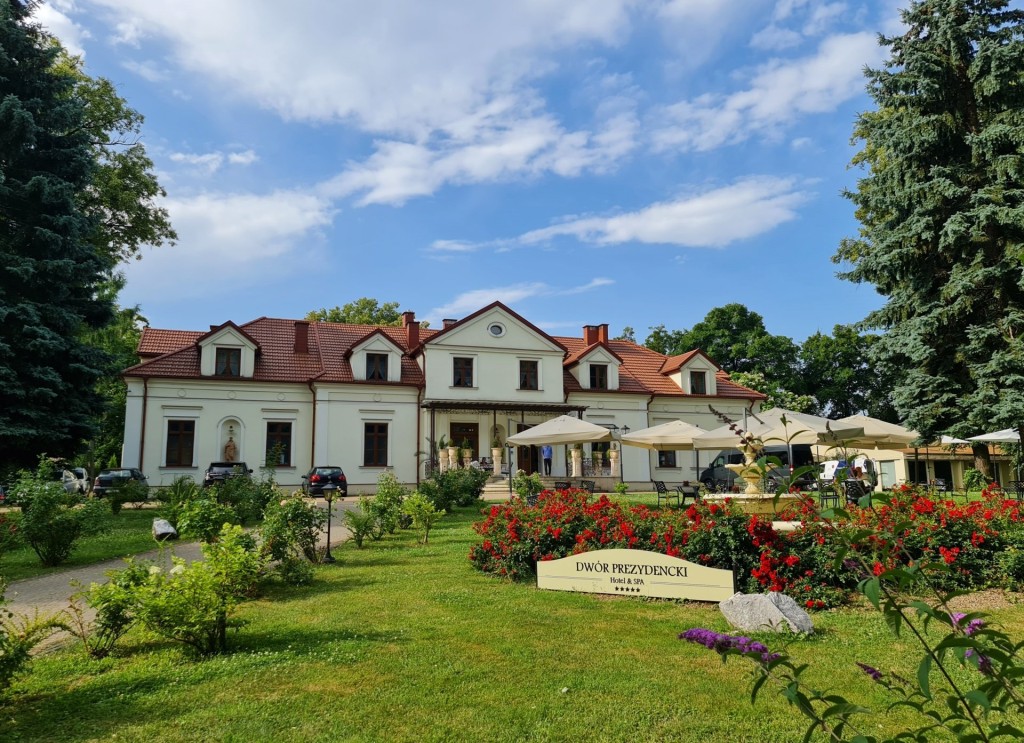 Dwór Prezydencki Boutique Hotel & SPA w Zgłobicach