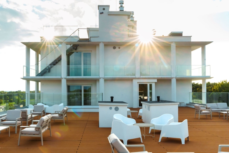 Hotel ARCHE Fabryka Samolotów w Mielnie