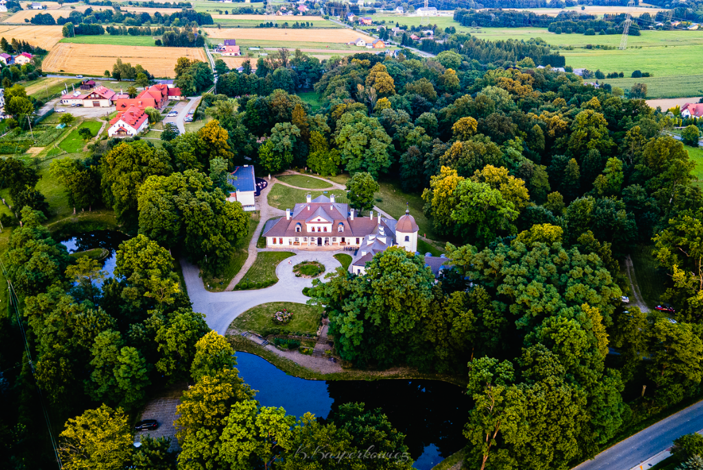 Dwór Kombornia Hotel & SPA w Komborni