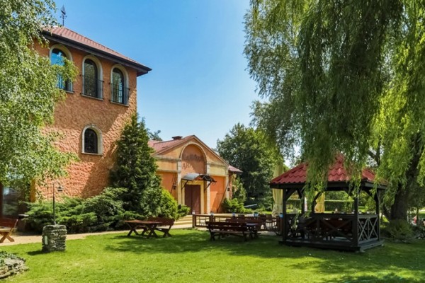 Hotel Ognisty Ptak w Ogonkach k/Węgorzewa