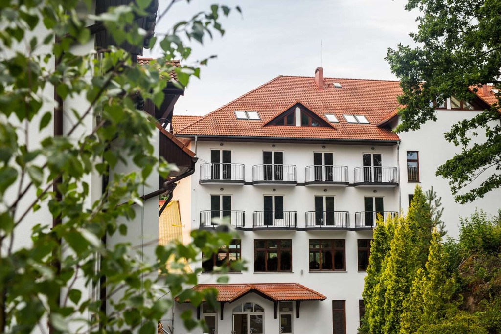 Hotel Kyriad Karkonosze w Wojcieszycach