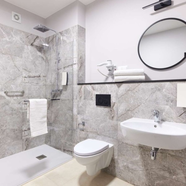 Hotel Kyriad Karkonosze w Wojcieszycach