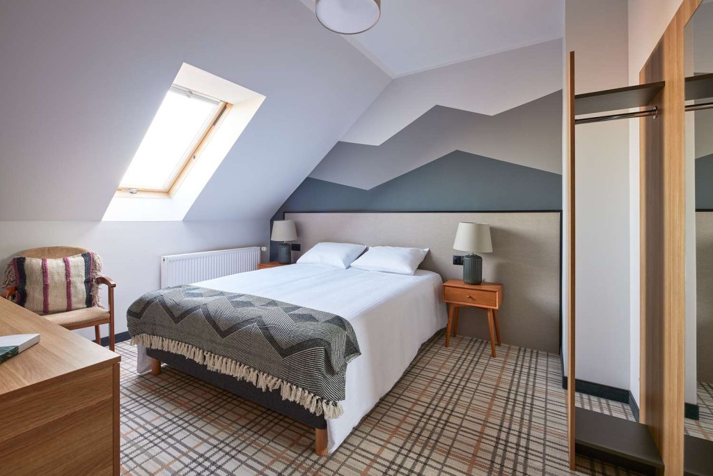 Hotel Kyriad Karkonosze w Wojcieszycach