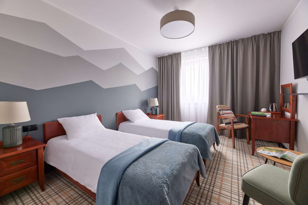 Hotel Kyriad Karkonosze w Wojcieszycach