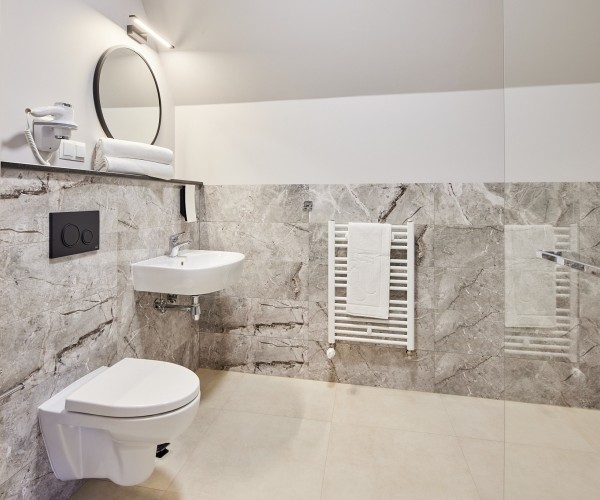 Hotel Kyriad Karkonosze w Wojcieszycach