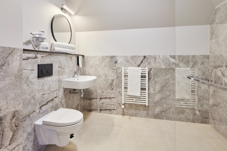 Hotel Kyriad Karkonosze w Wojcieszycach