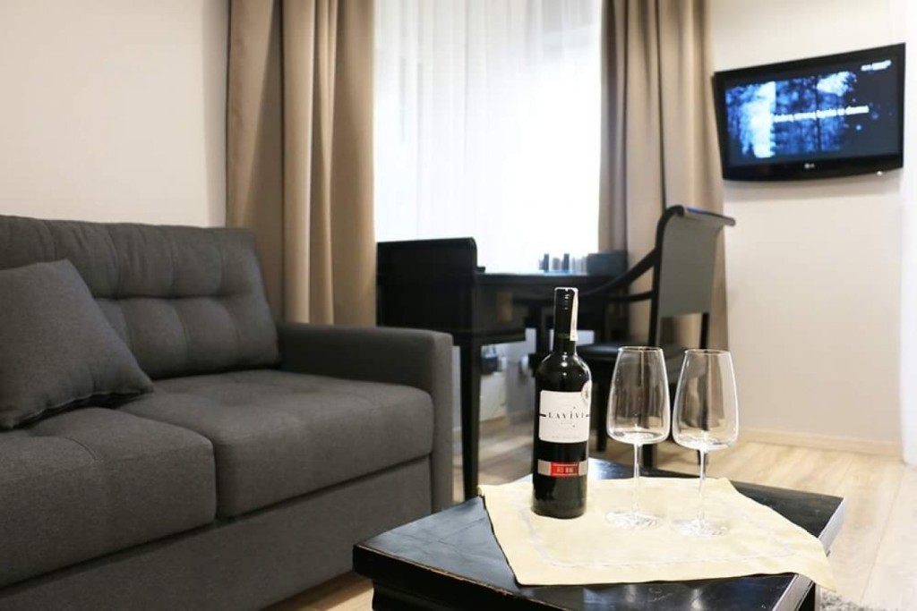 Hotel Ognisty Ptak w Ogonkach k/Węgorzewa