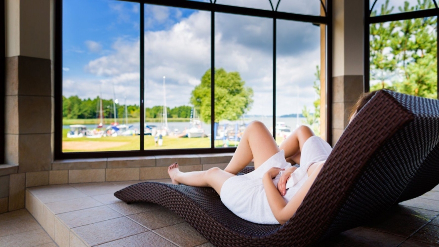 Hotel Ognisty Ptak w Ogonkach k/Węgorzewa