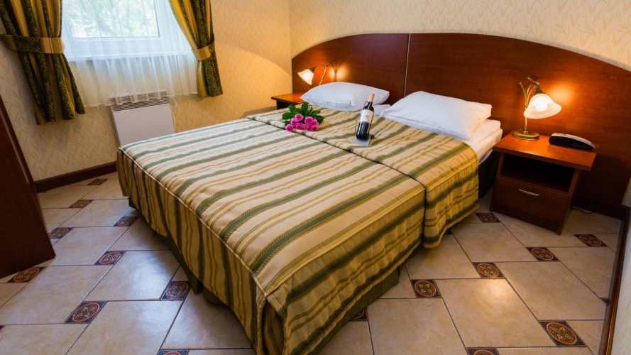 Hotel Ognisty Ptak w Ogonkach k/Węgorzewa