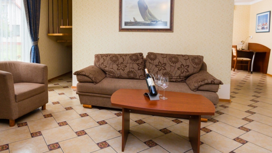 Hotel Ognisty Ptak w Ogonkach k/Węgorzewa