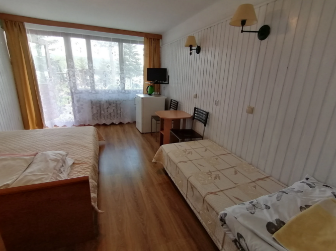 Dom Wczasowy STALOWNIK w Bartkowej nad Jeziorem Rożnowskim