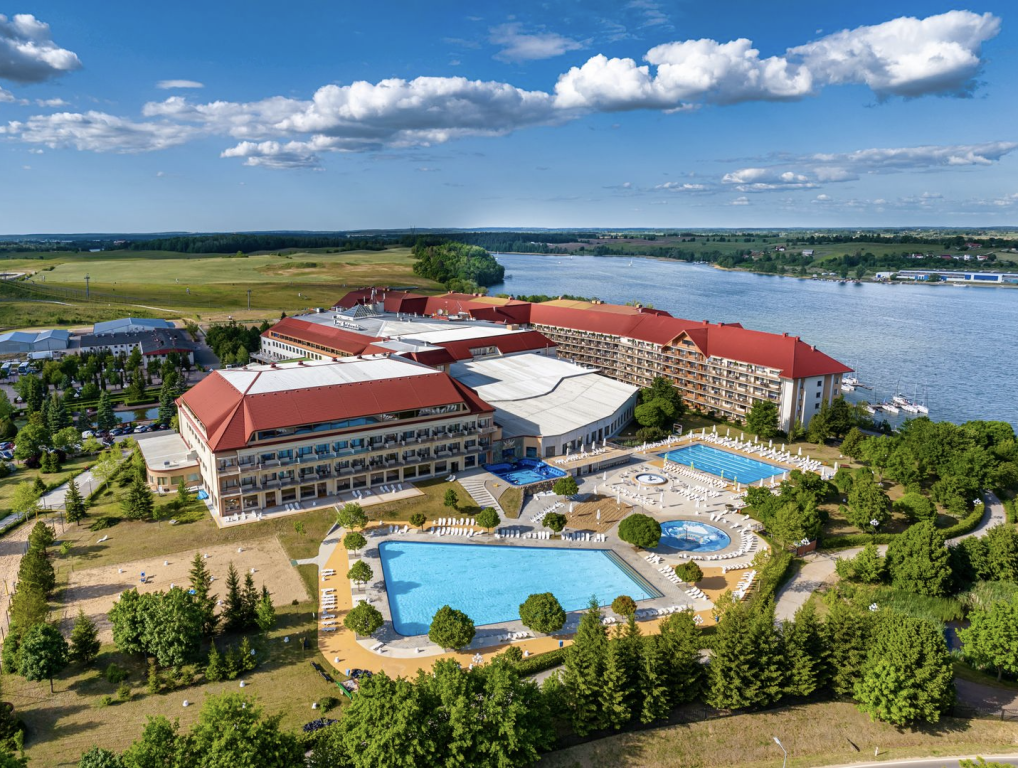 Hotel Gołębiewski w Mikołajkach