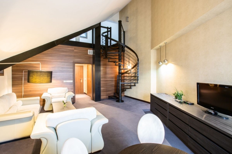 Rado Resort w Woli Chorzelowskiej