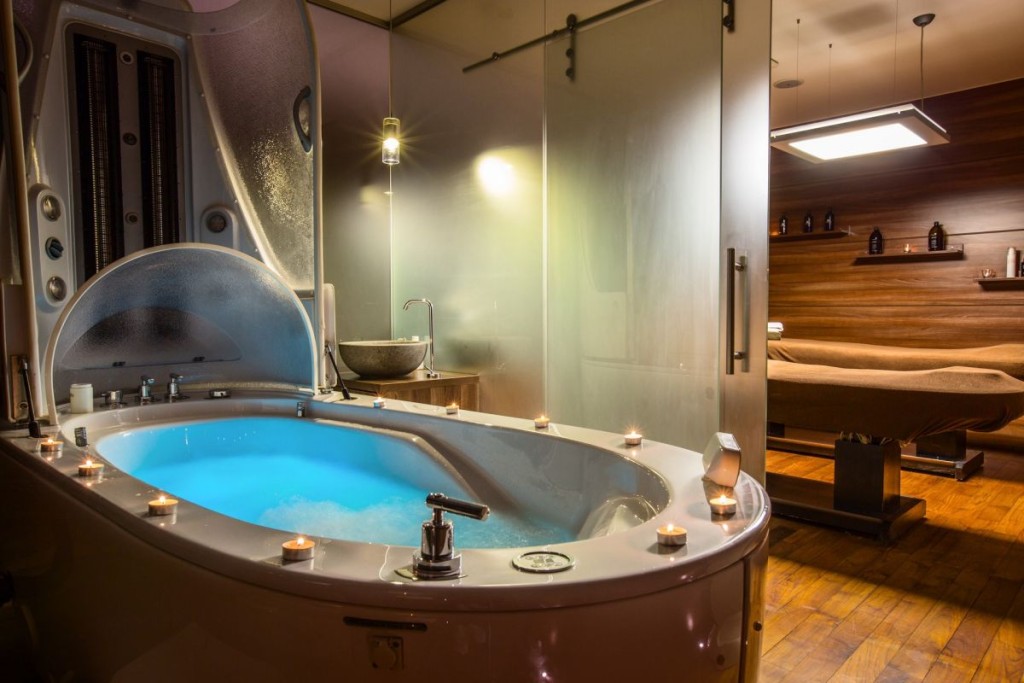 Rado Resort w Woli Chorzelowskiej