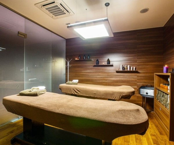 Rado Resort w Woli Chorzelowskiej