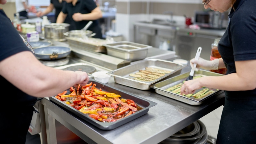 Hotel Evita w Tleniu