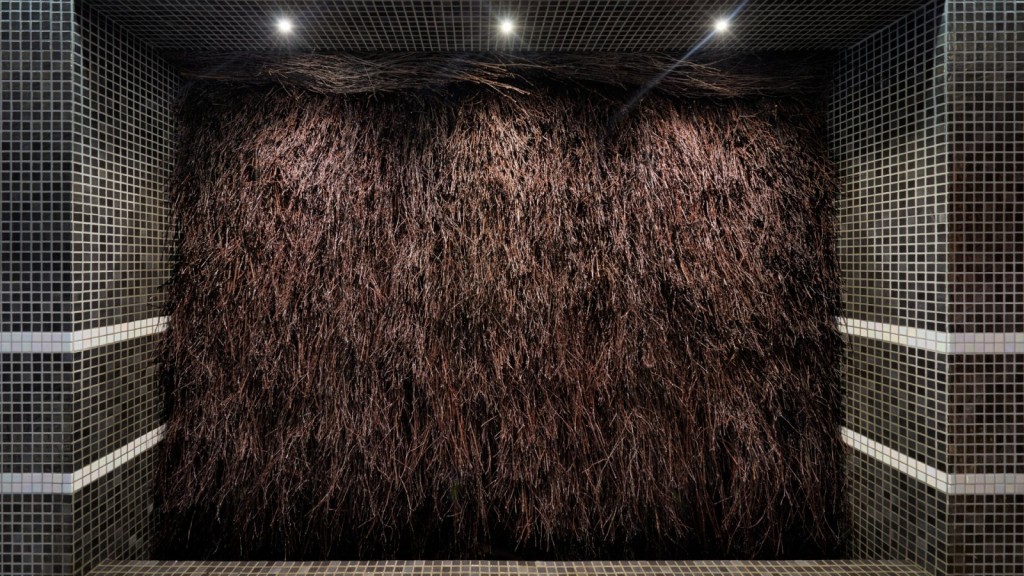 Hotel Evita w Tleniu