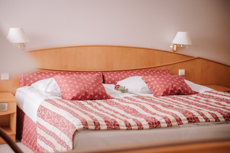 Hotel Atut w Licheniu Starym